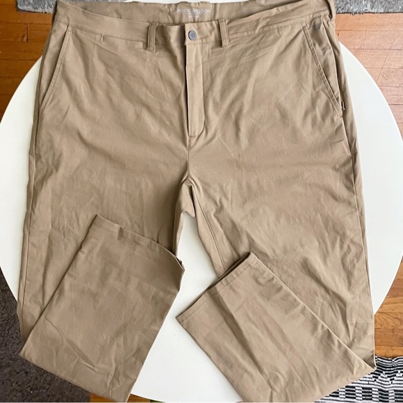 Mack Weldon Maverick Tech Chino Pant Sandstorm Brown Men’s 38x32 - Picture 1 of 8